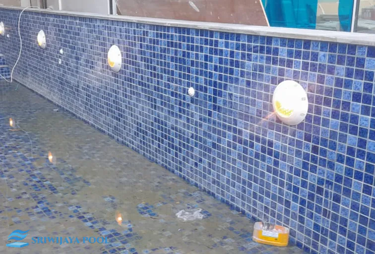 Konstruksi Kolam Renang Rooftop, Seperti Apa Prosesnya?