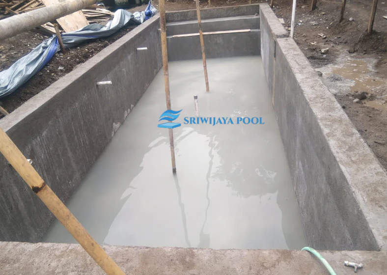 Spesialis Perbaikan Kolam Renang Bocor Terpercaya, Ini Solusinya