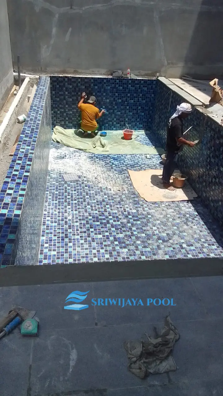 7 Alasan Utama Pemilik Kolam Renang Melakukan Renovasi