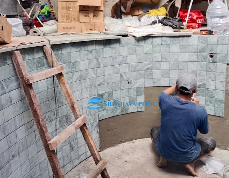 kolam renang batu alam